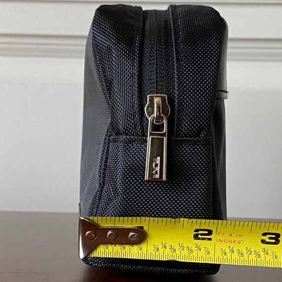Tumi attache amenity travel kit black quantity 3 - Picture 4 of 7